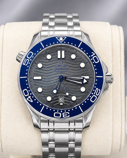 2021 Omega Seamaster Diver 300M 42MM Grey Dial Steel Bracelet (210.30.42.20.06.001)