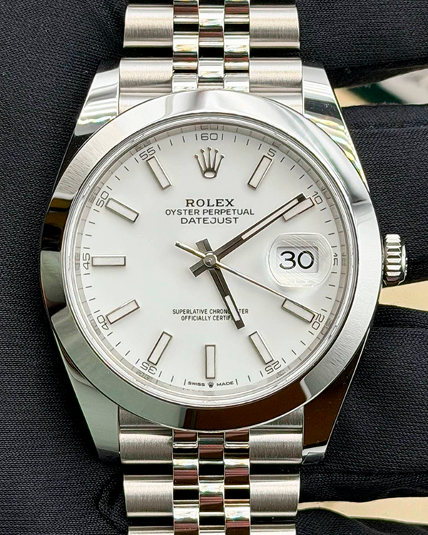 No Reserve - 2026 Rolex Datejust 41MM White Dial Jubilee Bracelet (126300)