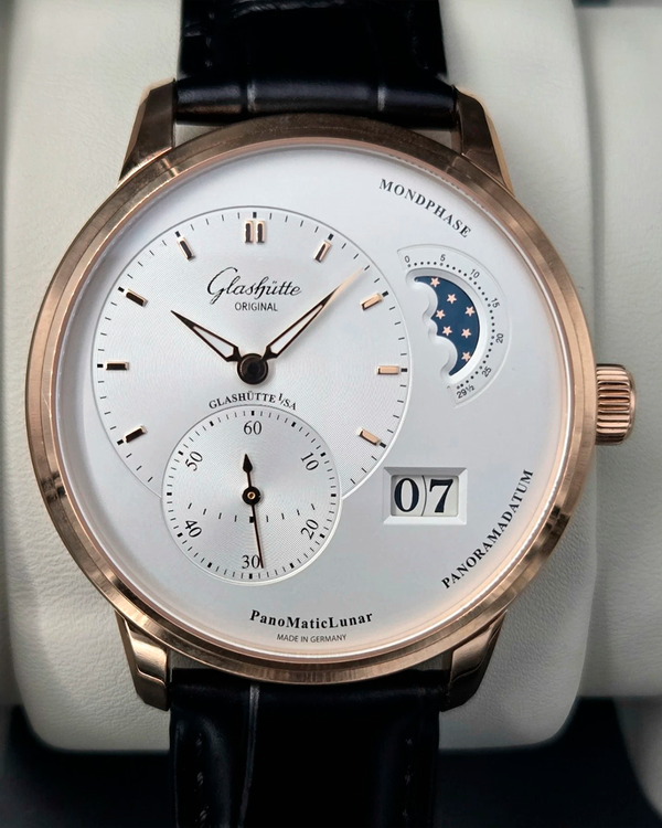 2025 Glashütte Original PanoMaticCalendar 40MM Silver Dial Leather Strap (1-90-02-45-35-62)