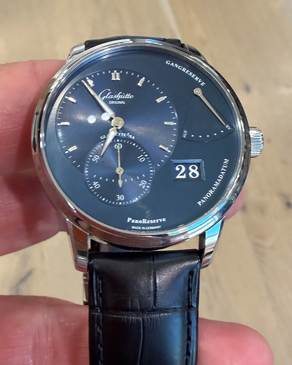 No Reserve - 2022 Glashütte Original PanoReserve 40MM Blue Dial Leather Strap (1-65-01-22-12-35)