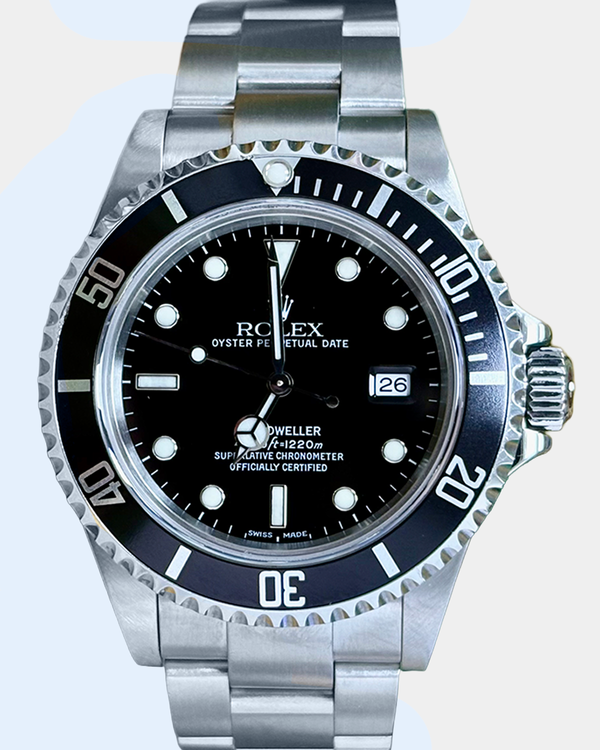 Rolex Sea-Dweller 4000 40MM Black Dial Oyster Bracelet (16600)