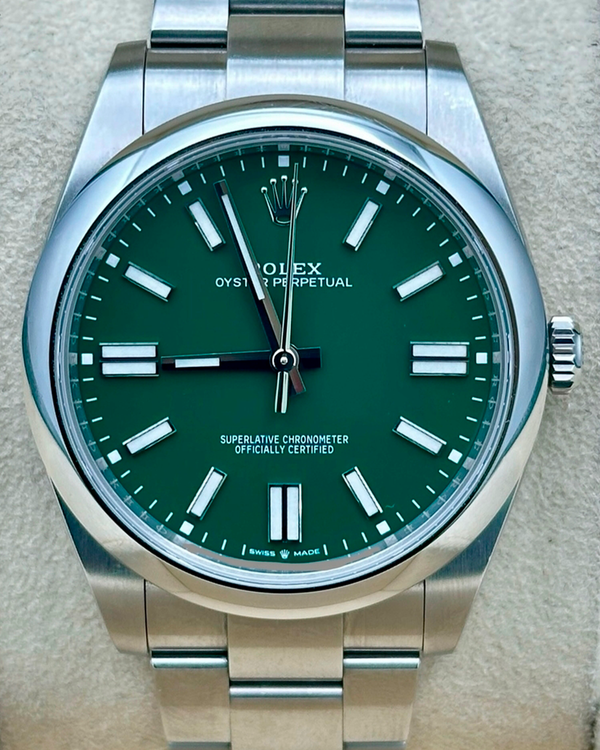 Rolex Oyster Perpetual (124300)