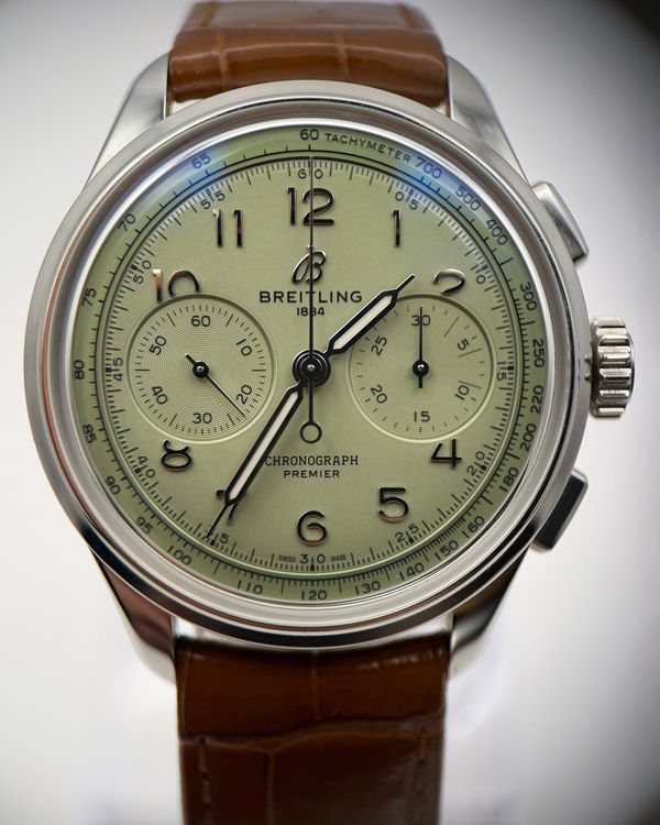 No Reserve - 2026 Breitling Premier B09 Chronograph 40MM Pistachio Green Dial Leather Strap (AB0930)