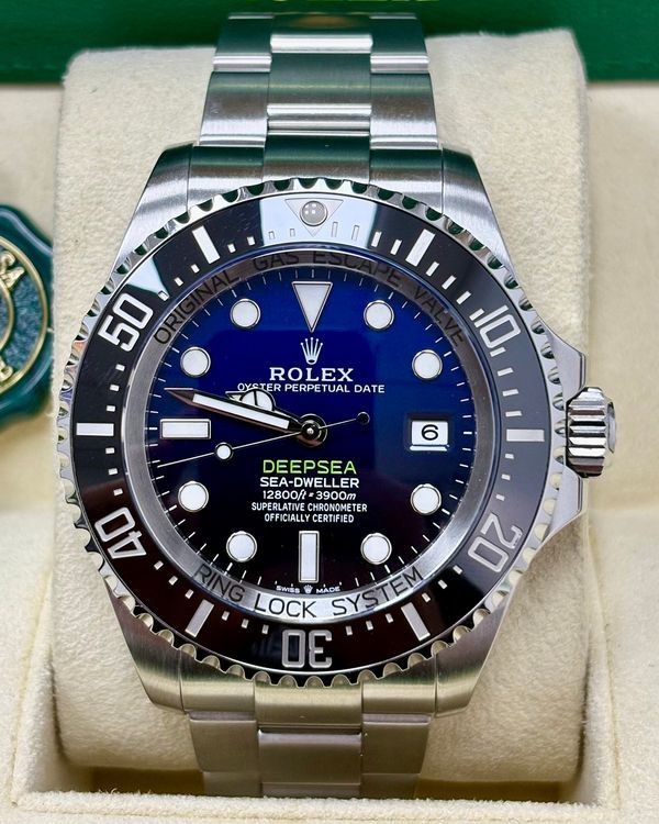 Rolex Sea-Dweller Deepsea "James Cameron" 44MM Blue Dial Oyster Bracelet (136660)