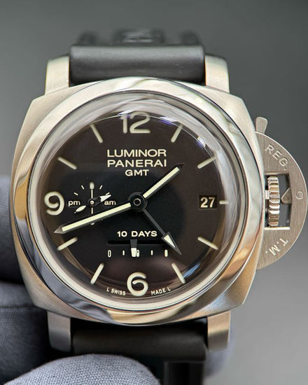 2009 Panerai Luminor 1950 10 Days GMT 44MM Black Dial Rubber Strap (PAM00270)