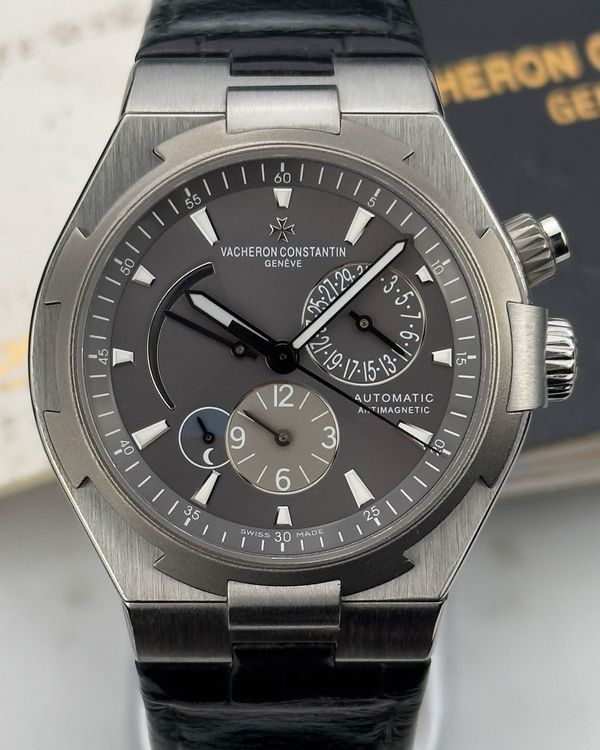2016 Vacheron Constantin Overseas Dual Time 42MM Grey Dial Crocodile Skin Leaher Strap (47450/000W-9511)