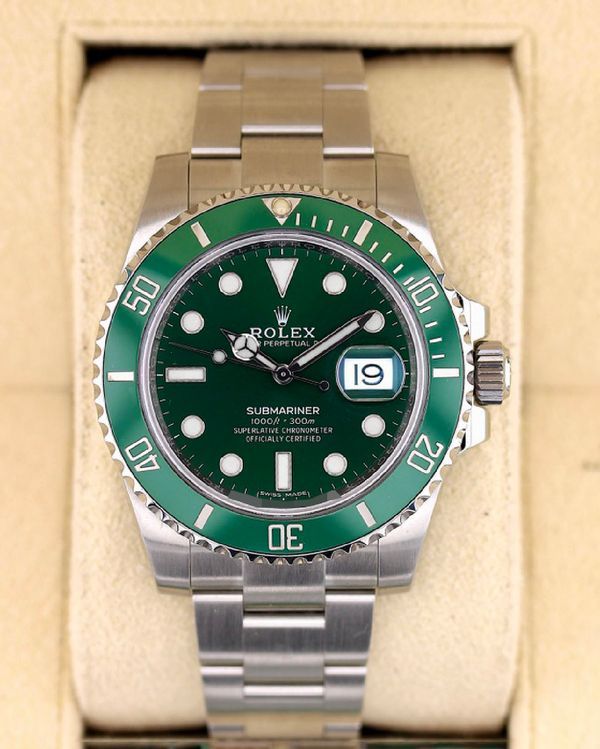 No Reserve - 2016 Rolex Submariner Date "Hulk" 40MM Green Dial Oyster Bracelet (116610LV)
