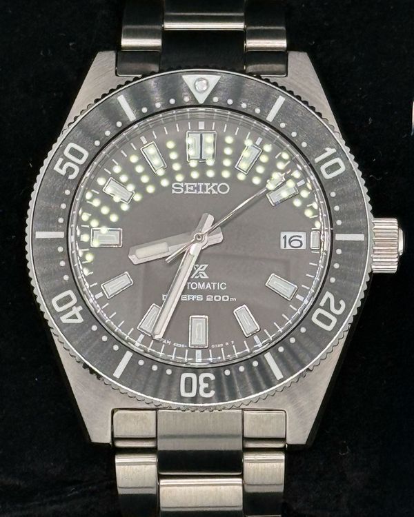 2021 Seiko Prospex 40.5mm Black Dial Steel Bracelet (SPB143J1)
