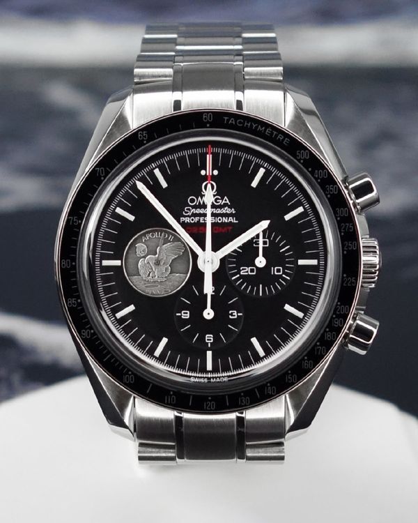 2009 Omega Speedmaster Professional Moonwatch 42MM Black Dial Steel Bracelet (311.30.42.30.01.002)