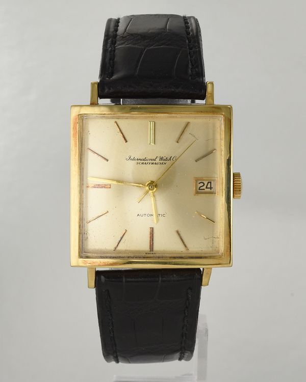 IWC Schaffhausen Vintage Carrée 30.5MM Champagne Dial Crocodile Skin Leather (R1160AD)