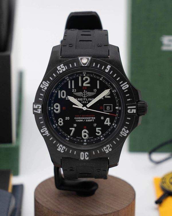 Breitling Colt Skyracer 45MM Quartz Black Dial Rubber Strap (X74320)