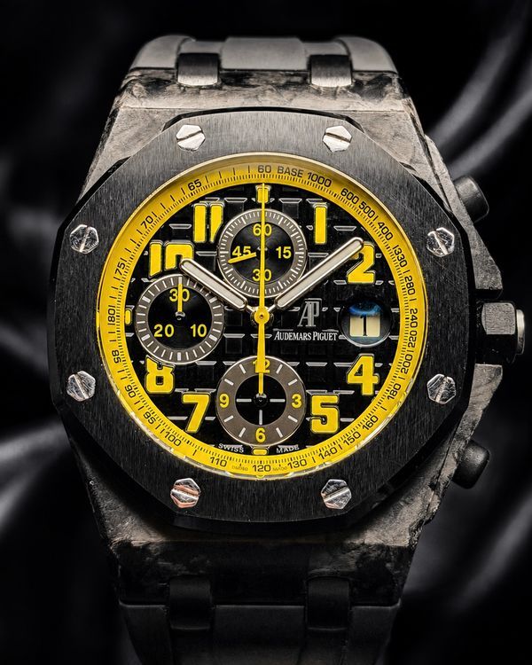 No Reserve - Audemars Piguet Royal Oak Offshore "Bumblebee" 42MM Black Dial Rubber Strap (26176FO.OO.D101CR.02)