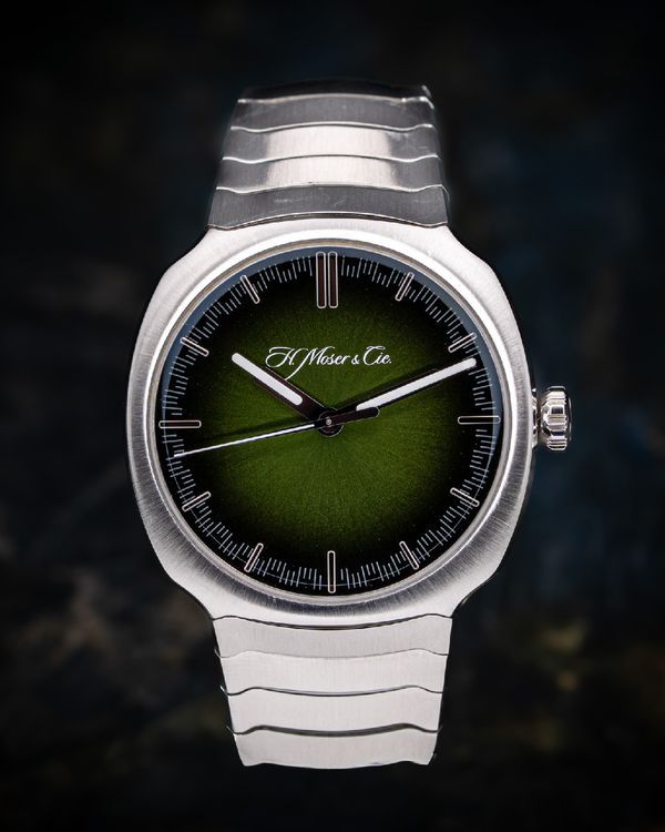 2021 H. Moser & Cie Streamliner Centre Seconds 40MM Green Dial Steel Bracelet (6200-1200)