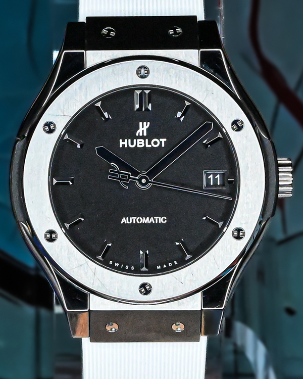 Hublot Classic Fusion 38MM Black Dial Rubber Strap (565.NX.1470.RX)