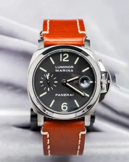 Panerai Luminor 40MM Black Dial Leather Strap (PAM00048)