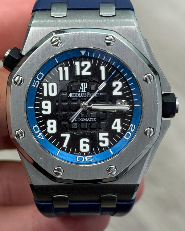 2007 Audemars Piguet Royal Oak Offshore 42MM Black Dial Rubber Strap (15701ST.OO.D002CA.01)