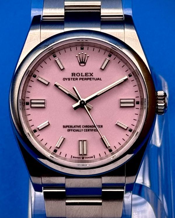 Rolex Oyster Perpetual (126000)