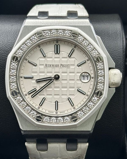 2015 Audemars Piguet Royal Oak Offshore 37MM Quartz White Dial Leather Strap (67540SK.ZZ.A010CA.01)