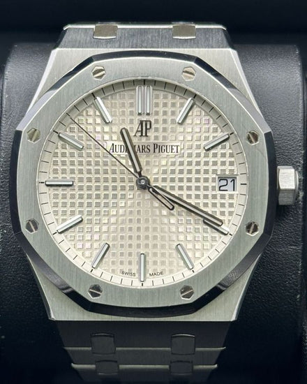 2020 Audemars Piguet Royal Oak 41MM Silver Dial Steel Bracelet (15500ST.OO.1220ST.04)