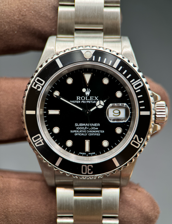 Rolex Submariner Date 40MM Black Dial Oyster Bracelet (16610)