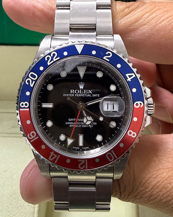 Rolex GMT-Master II "Pepsi" 40MM Black Dial Oyster Bracelet (16710)