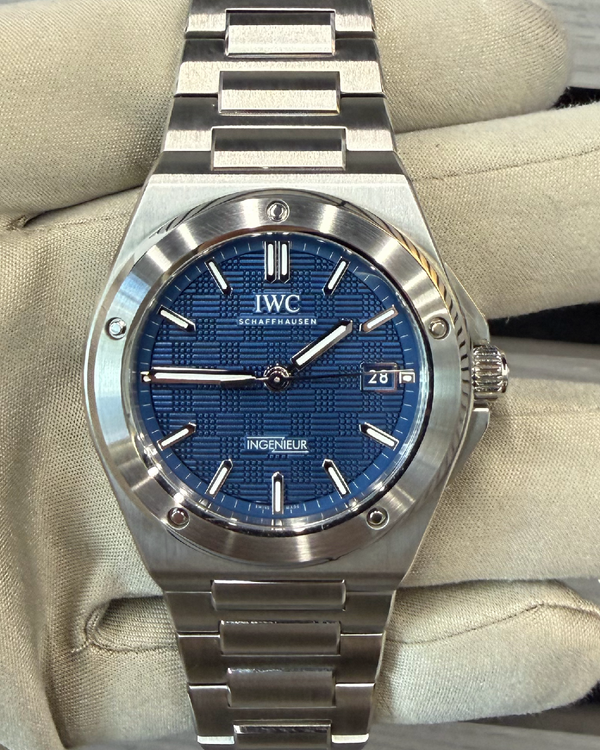 2026 IWC Ingenieur Automatic 40MM Blue Grid Dial Steel Bracelet (IW328907)