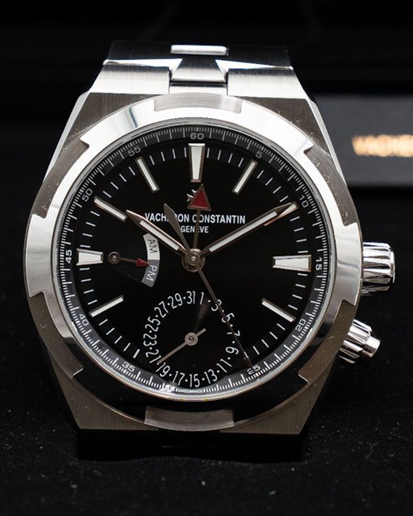 2024 Vacheron Constantin Overseas 41MM Black Dial Steel Bracelet (7920V/210A-B546)