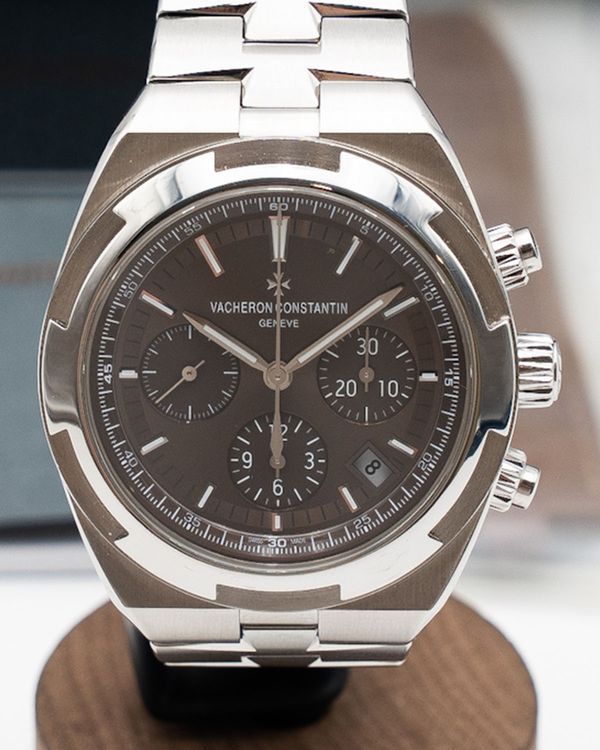 2018 Vacheron Constantin Overseas Chronograph 42.5MM Brown Dial Steel Bracelet  (5500V/110A-B147)