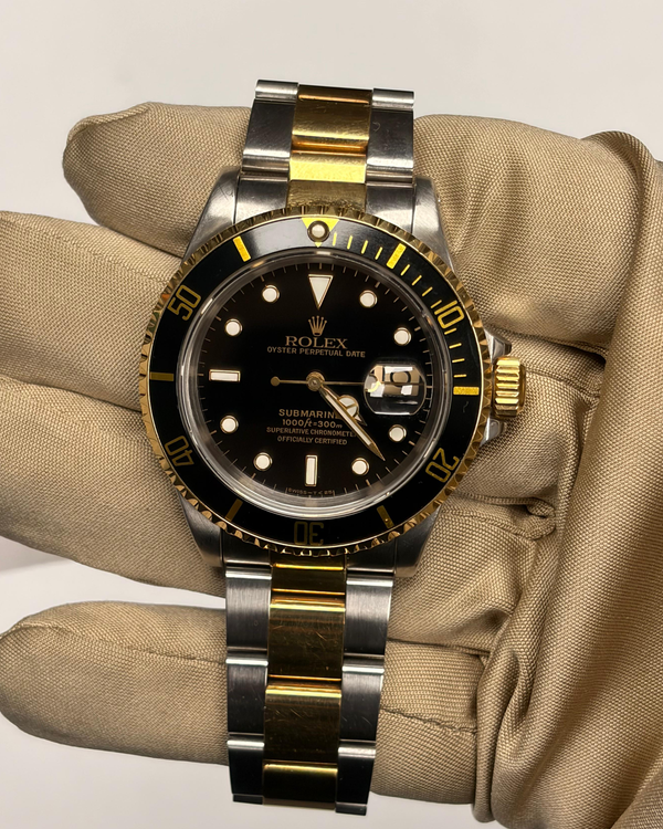 Rolex Submariner Date 40MM Black Dial Two-Tone Oyster Bracelet (16613LN)