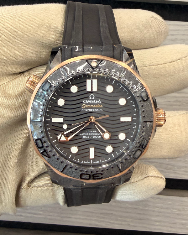2026 Omega Seamaster Professional Diver 300M 43.5MM Black Dial Rubber Strap (210.62.44.20.01.001)