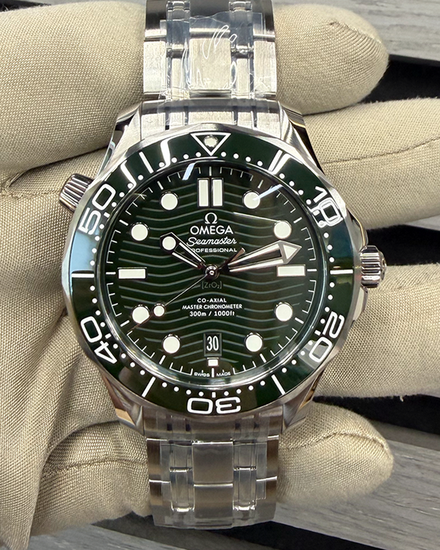 2026 Omega Seamaster Diver 300M "Seaweed" 42MM Green Dial Steel Bracelet (210.30.42.20.10.001)