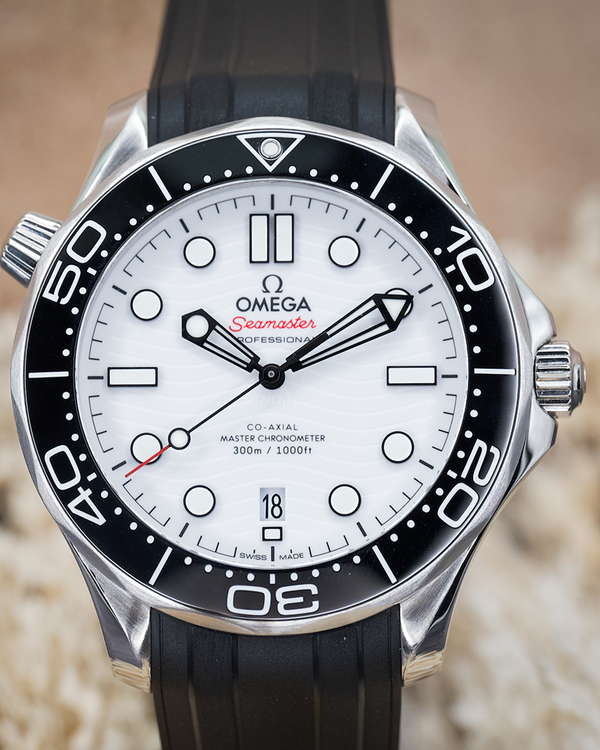 2024 Omega Seamaster Diver 300M 42MM White Dial Rubber Strap (210.32.42.20.04.001)
