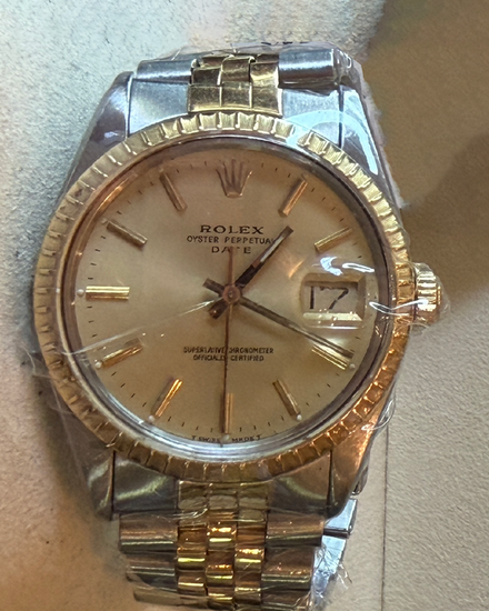 Rolex Oyster Perpetual Date 34MM Champagne Dial Two-Tone Jubilee Bracelet (15223)