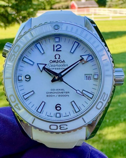 No Reserve - Omega Seamaster Planet Ocean 600M 42MM White Dial Rubber Strap (232.32.42.21.04.001)