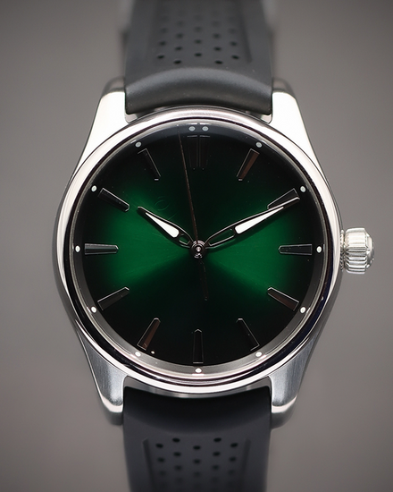 2026 H. Moser & Cie. Pioneer Centre Seconds 40MM Green Dial Rubber Strap (3201-1201)