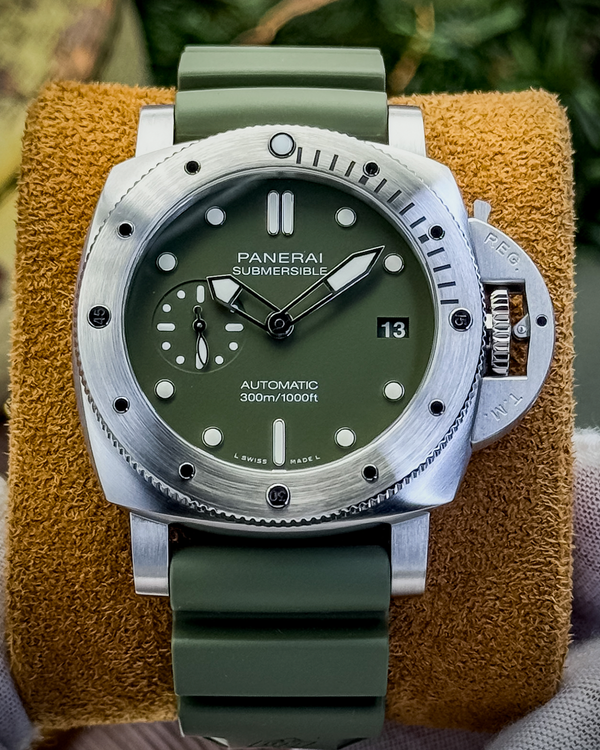 2019 Panerai Luminor Submersible L.E. 42MM Green Dial Rubber Strap (PAM01055)