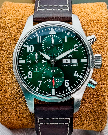 2021 IWC Schaffhausen Pilot Chronograph 41MM Green Dial Leather Strap (IW388103)