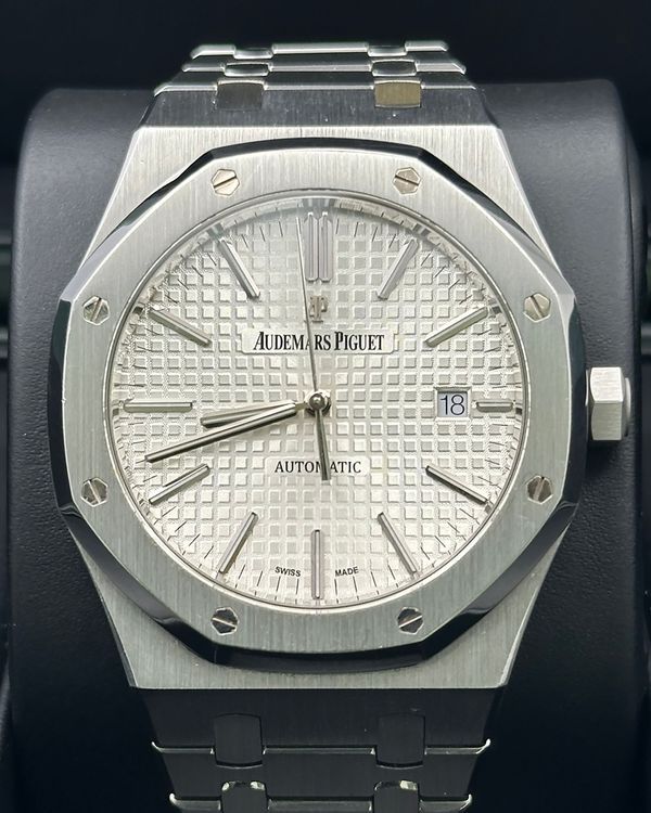 2012 Audemars Piguet Royal Oak 37MM Silver Dial Steel Bracelet (15450ST.OO.1256ST.01.A)