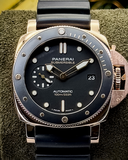 2020 Panerai Submersible Goldtech 42MM Black Dial Rubber Strap (PAM00974)