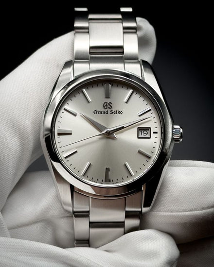 No Reserve - 2021 Grand Seiko Heritage Collection 37MM Quartz Silver Dial Steel Bracelet (SBGX263)
