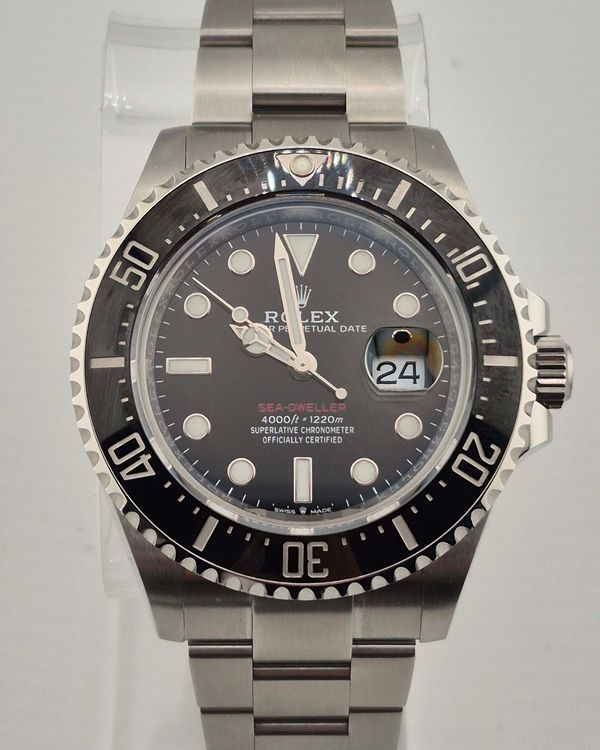 No Reserve - 2020 Rolex Sea-Dweller "Red Letters" 43MM Black Dial Oyster Bracelet (126600)
