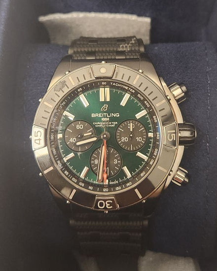 Breitling Super Chronomat B01 44MM Green Dial Rubber Strap (AB0136)