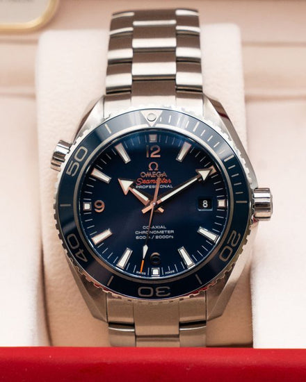 2013 Omega Seamaster Planet Ocean 600M 45.5MM Blue Dial Titanium Bracelet (232.90.46.21.03.001)