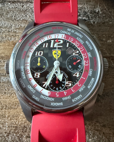 2004 Girard Perregaux World Time L.E. to 100 44MM Black Dial Rubber Strap (4980 WW.TC)