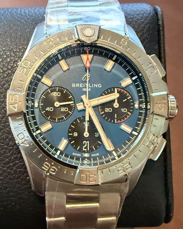 Breitling Avenger (AB0146)