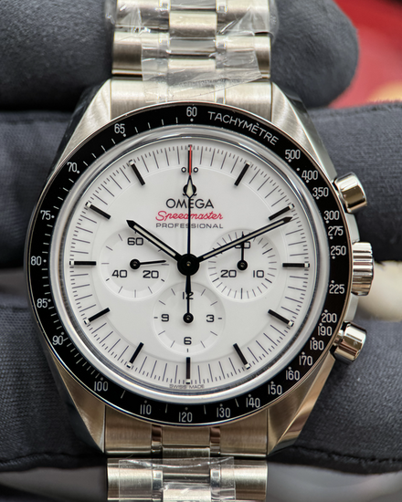 2026 Omega Speedmaster Professional Moonwatch 42MM White Dial Steel Bracelet (310.30.42.50.04.001)