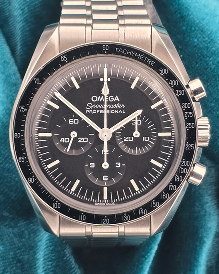 No Reserve - 2022 Omega Speedmaster Professional Moonwatch 42MM Black Dial Steel Bracelet (310.30.42.50.01.001)