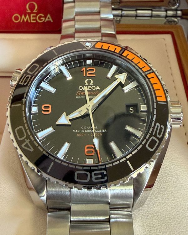 2025 Omega Seamaster Planet Ocean 600M 43.5MM Black Dial Steel Bracelet (215.30.44.21.01.002)