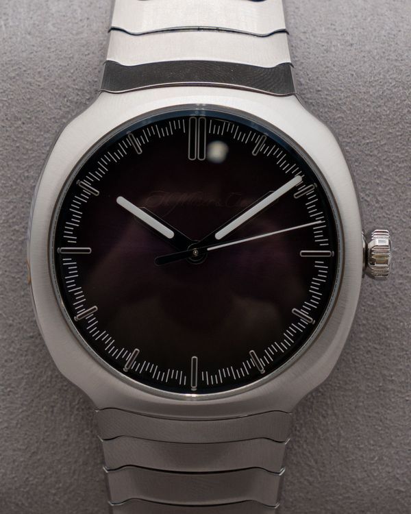 2025 H. Moser & Cie Streamliner Centre Seconds 40MM Purple "Fumé" Dial Steel Bracelet (6201-1201)
