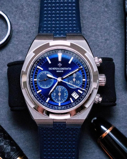 2022 Discontinued Vacheron Constantin Overseas Chronograph "Boutique Edition" 42.5MM Blue Dial Rubber Strap (5500V/110A-B148)